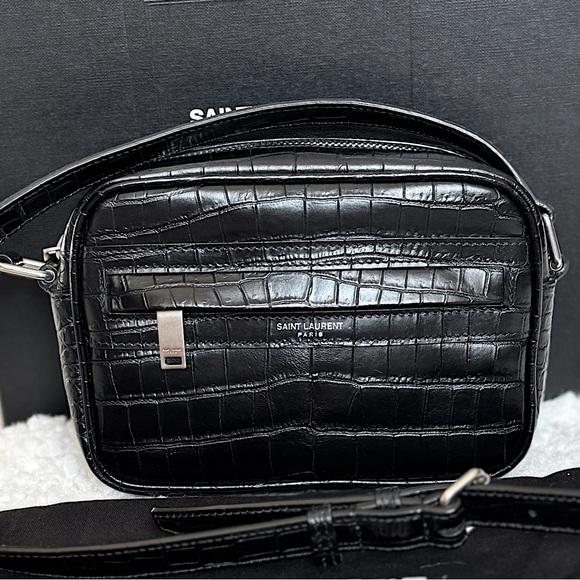 Saint Laurent Black Leather Croc Embossed Crossbody Camera  Bag - Picture 5 of 15